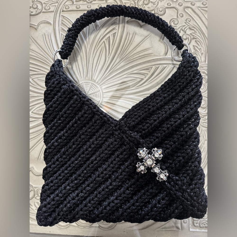 Bonita Bolso Black crochet Bag with Crystal Cross Accent made by Yvonne